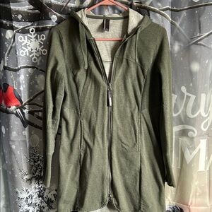 Mondetta Women’s Olive Green Hooded Zip-Up Jacket